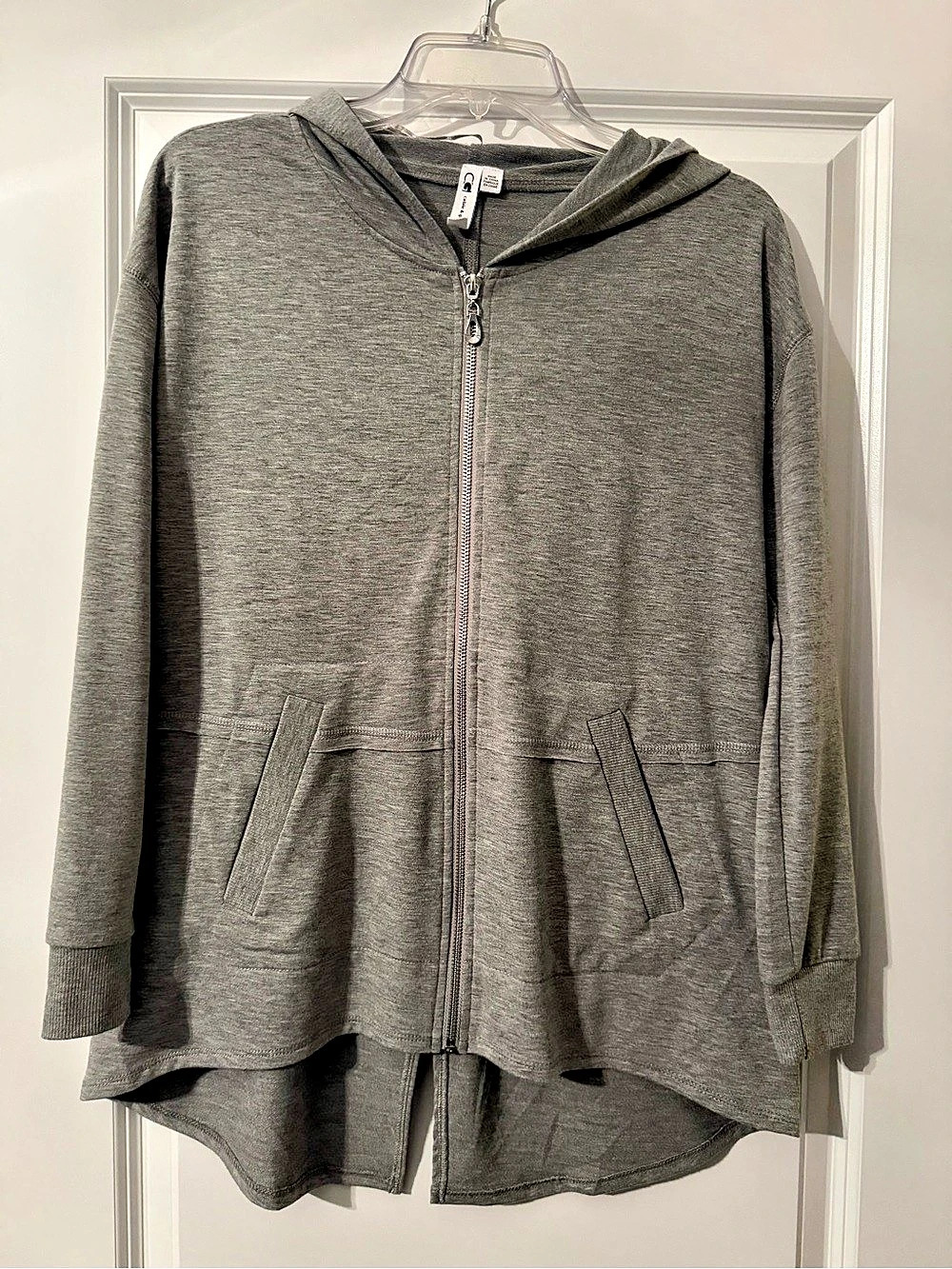 Cable & Gauge Gray Zip Hoodie Small Like New